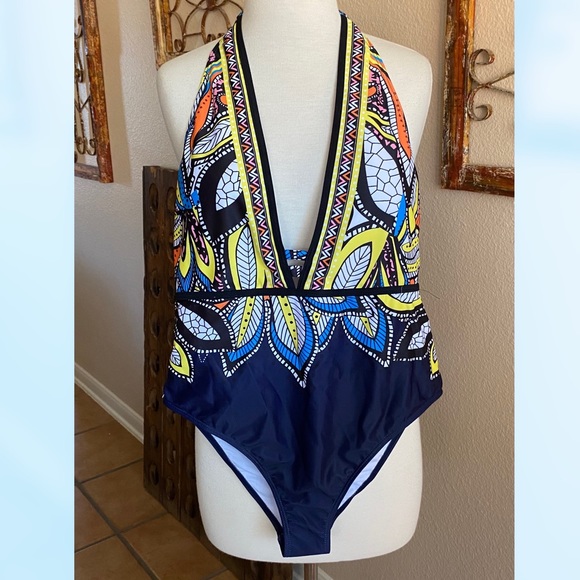 Swimsuit ~ Women’s ~ One Piece ~ Bright, Backless, Geometric Designs ~ Brand New - Picture 2 of 16